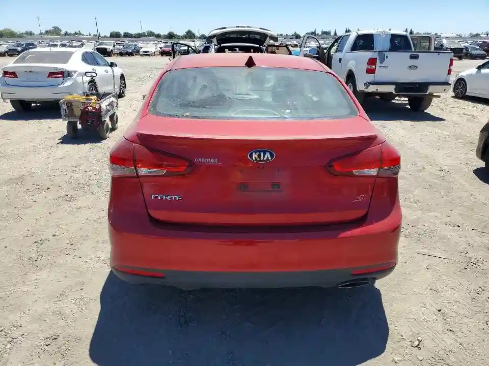 3KPFL4A72JE187934 2018 KIA FORTE-5