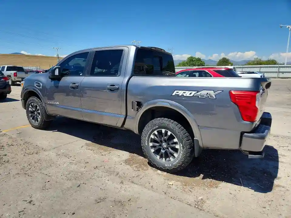 1N6AA1E59HN548425 2017 NISSAN TITAN-1