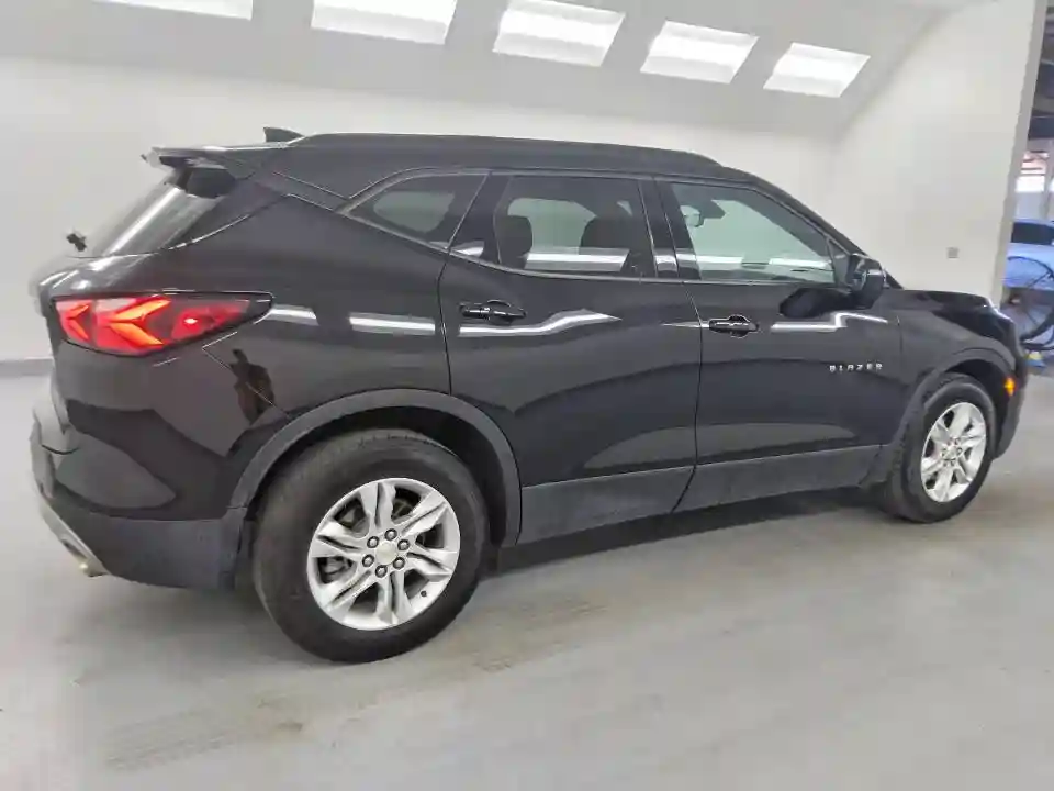 3GNKBJRS4NS184038 2022 CHEVROLET BLAZER-2