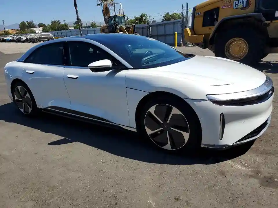 50EA1TEA6PA005692 2023 LUCID MOTORS AIR-3