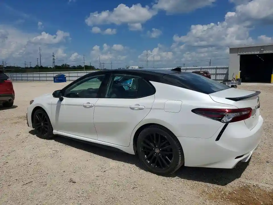 4T1K61AK0MU443563 2021 TOYOTA CAMRY-1