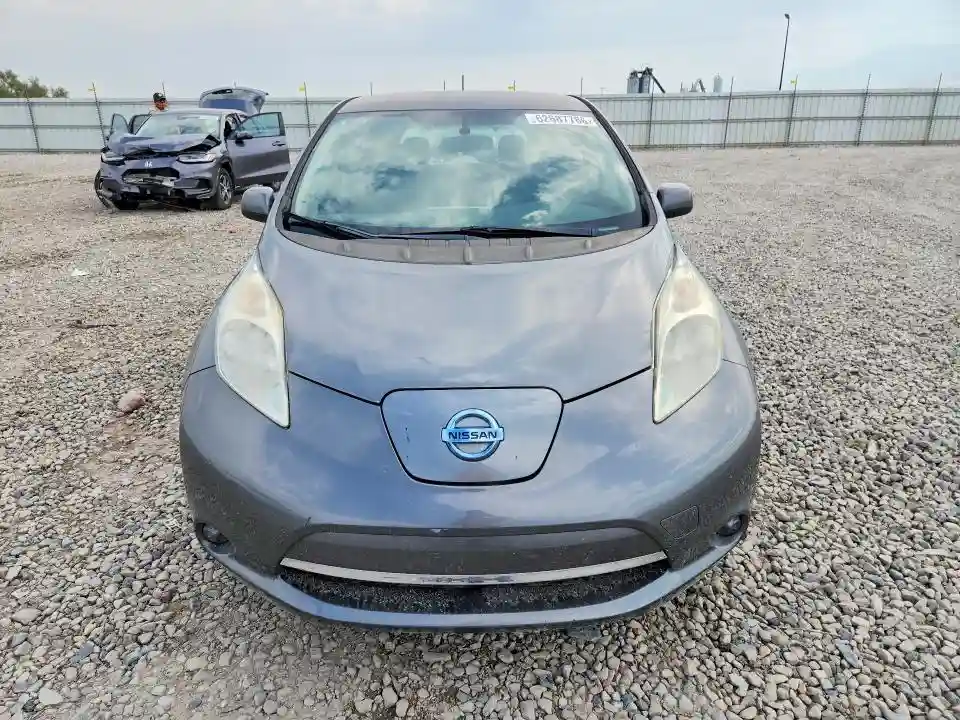 1N4AZ0CP9GC307748 2016 NISSAN LEAF-4
