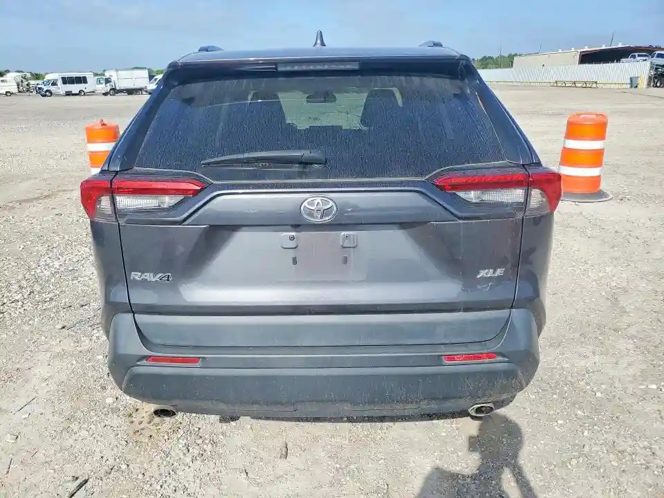 2T3W1RFV2MC090771 2021 TOYOTA RAV4-5