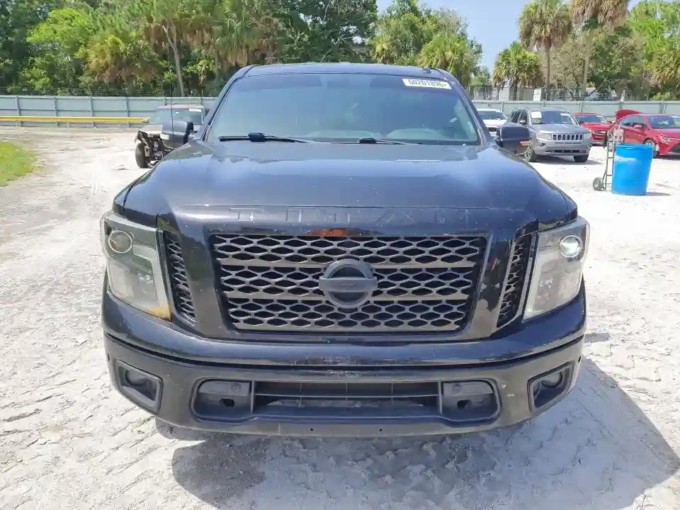 1N6AA1E68KN535200 2019 NISSAN TITAN-4