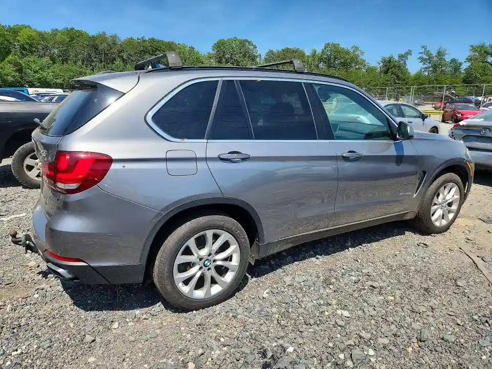 5UXKT0C54G0S76522 2016 BMW X5-2