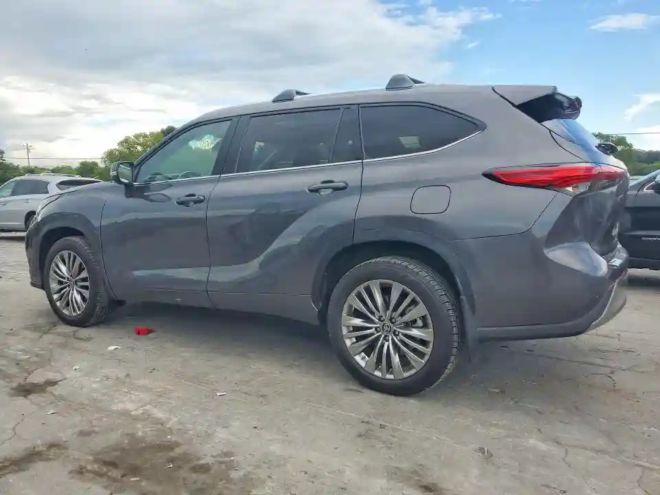 5TDKDRBH4RS538909 2024 TOYOTA HIGHLANDER-1