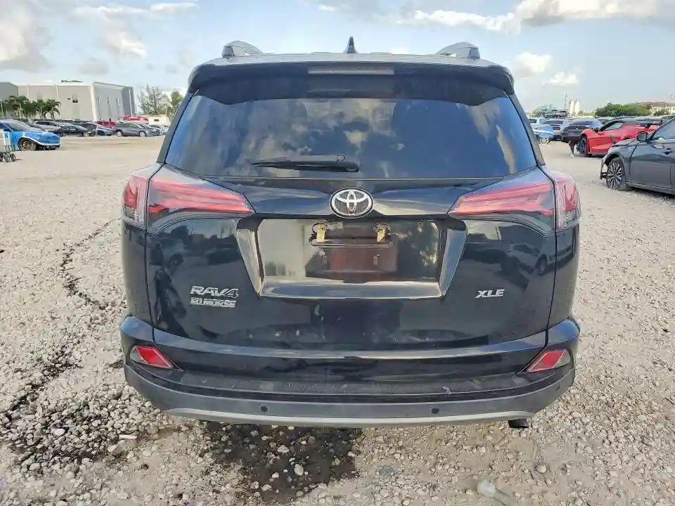2T3WFREV7JW517682 2018 TOYOTA RAV4-5