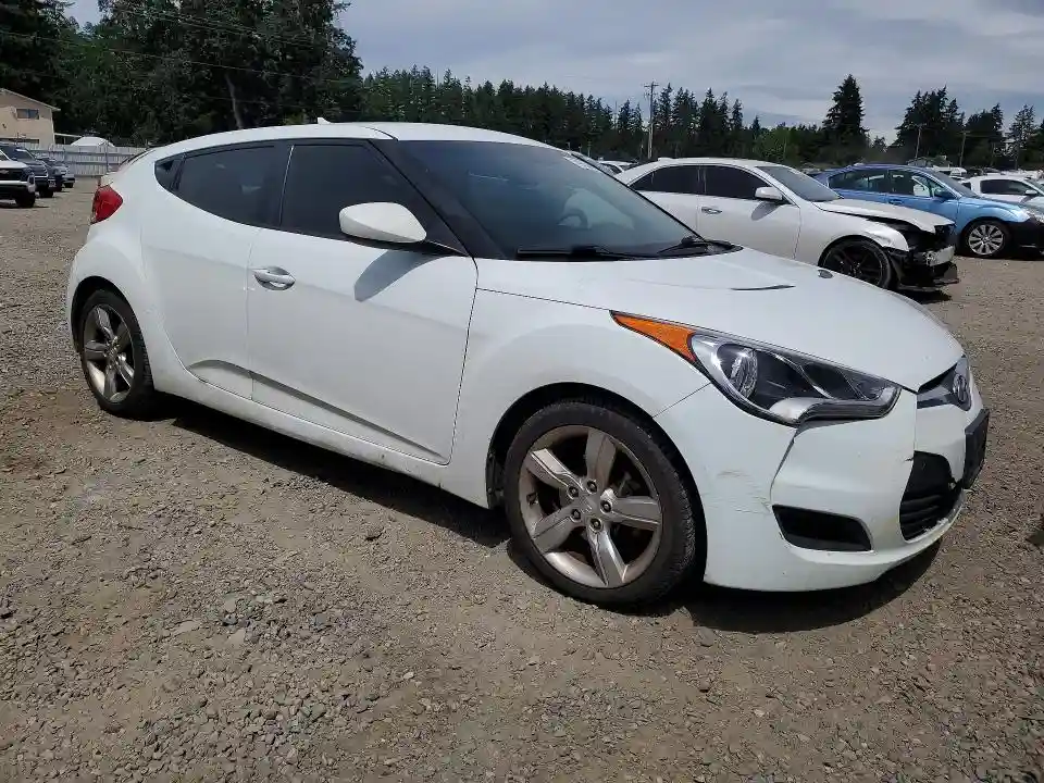 KMHTC6AD2FU236476 2015 HYUNDAI VELOSTER-3