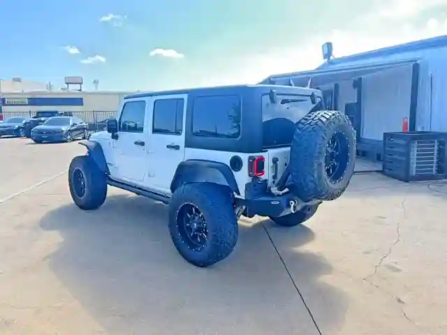 1C4BJWFG3FL530855 2015 JEEP WRANGLER-2