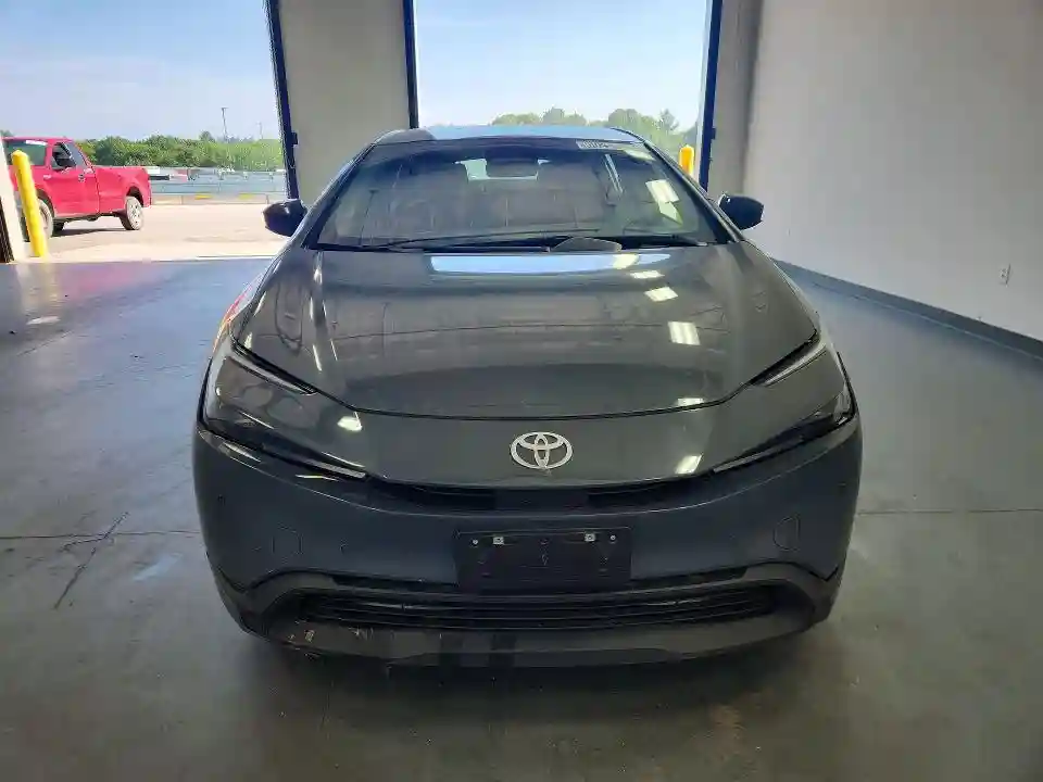 JTDACAAU6P3005036 2023 TOYOTA PRIUS-4