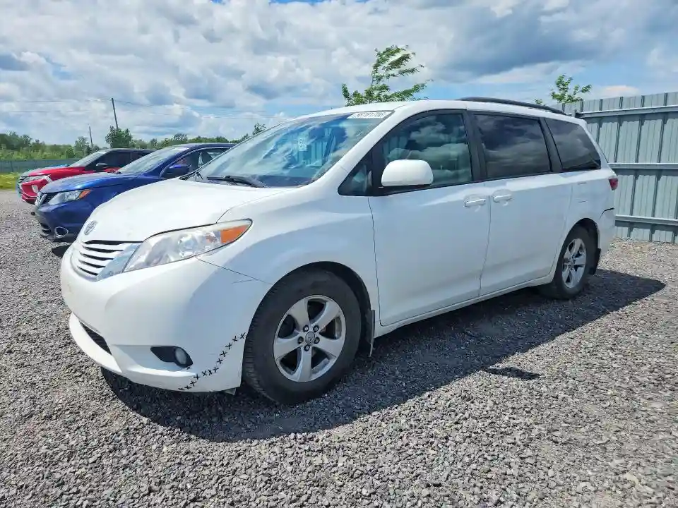 5TDKZ3DC6HS853256 2017 TOYOTA SIENNA-0