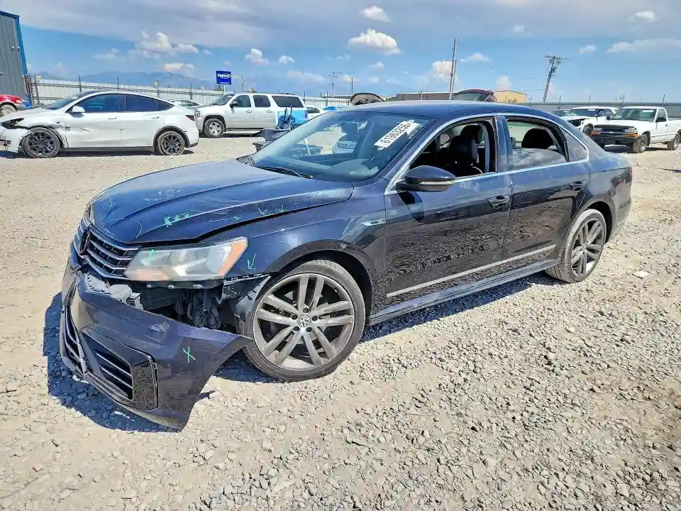 1VWDT7A36HC032338 2017 VOLKSWAGEN PASSAT-0