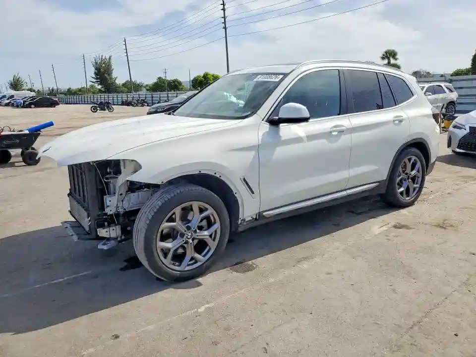 WBX47DP01NN162470 2022 BMW X3-0