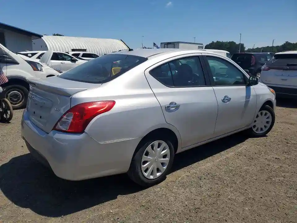 3N1CN7AP3KL879649 2019 NISSAN VERSA-2