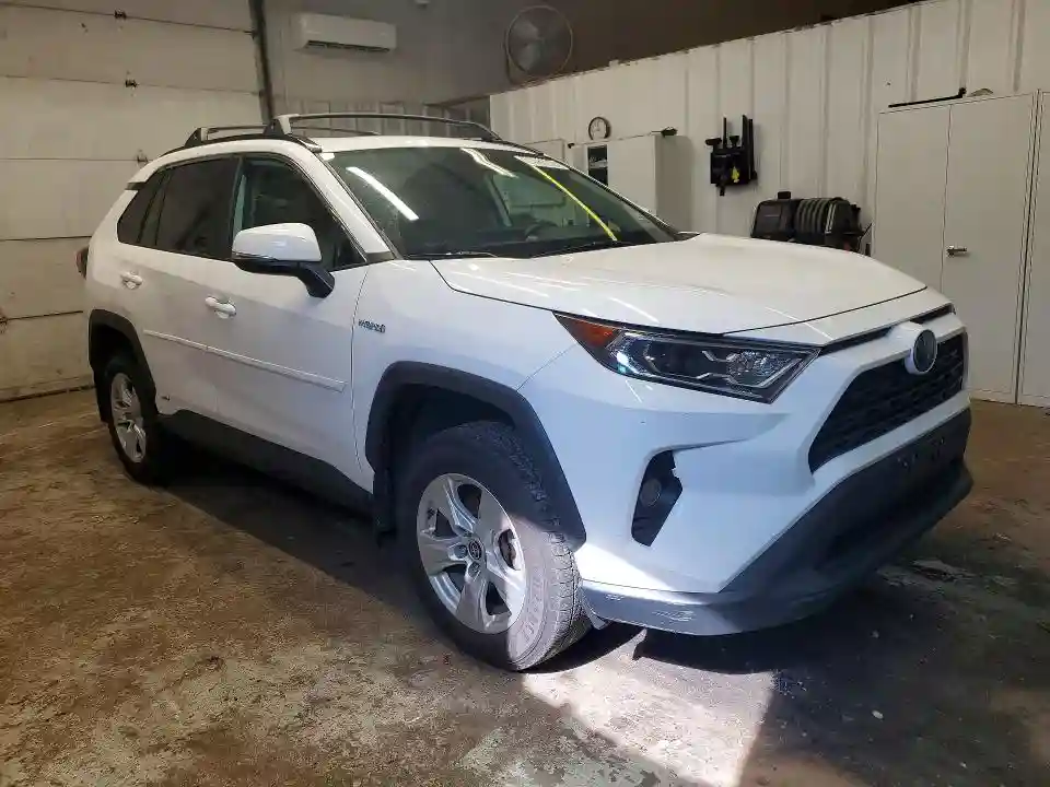 2T3RWRFVXMW113128 2021 TOYOTA RAV4-3