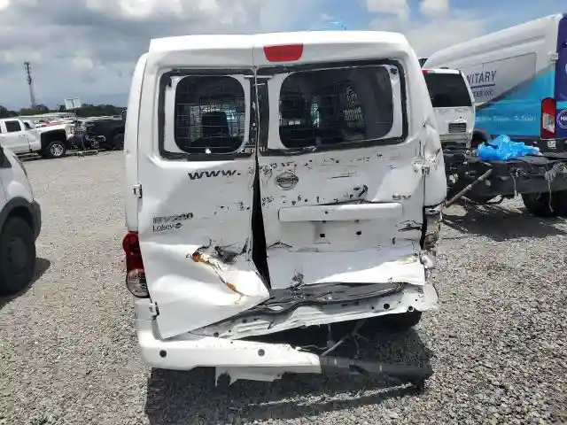 3N6CM0KN4HK698446 2017 NISSAN NV-5