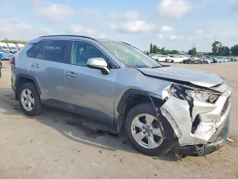 2T3P1RFV4MW148379 2021 TOYOTA RAV4-3