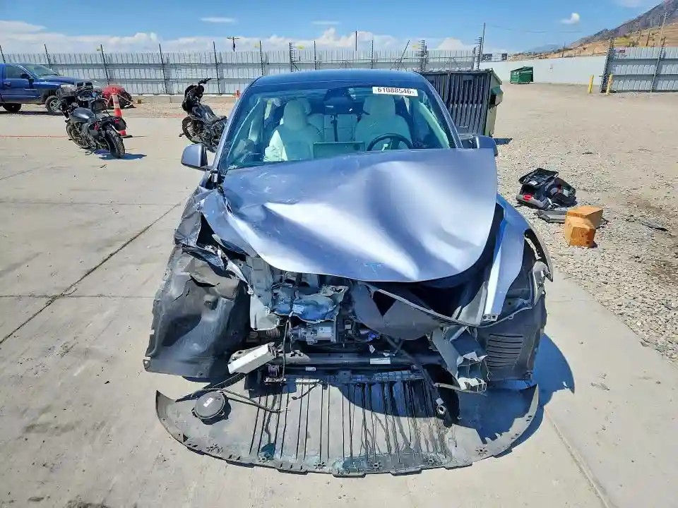 7SAYGDEE8RA301799 2024 TESLA MODEL Y-4