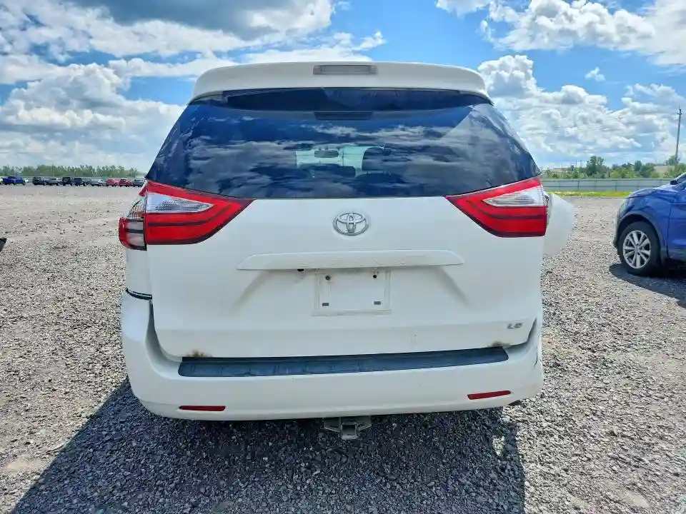 5TDKZ3DC6HS853256 2017 TOYOTA SIENNA-5