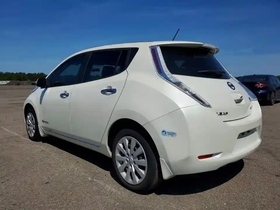 1N4BZ0CP3HC307833 2017 NISSAN LEF-1