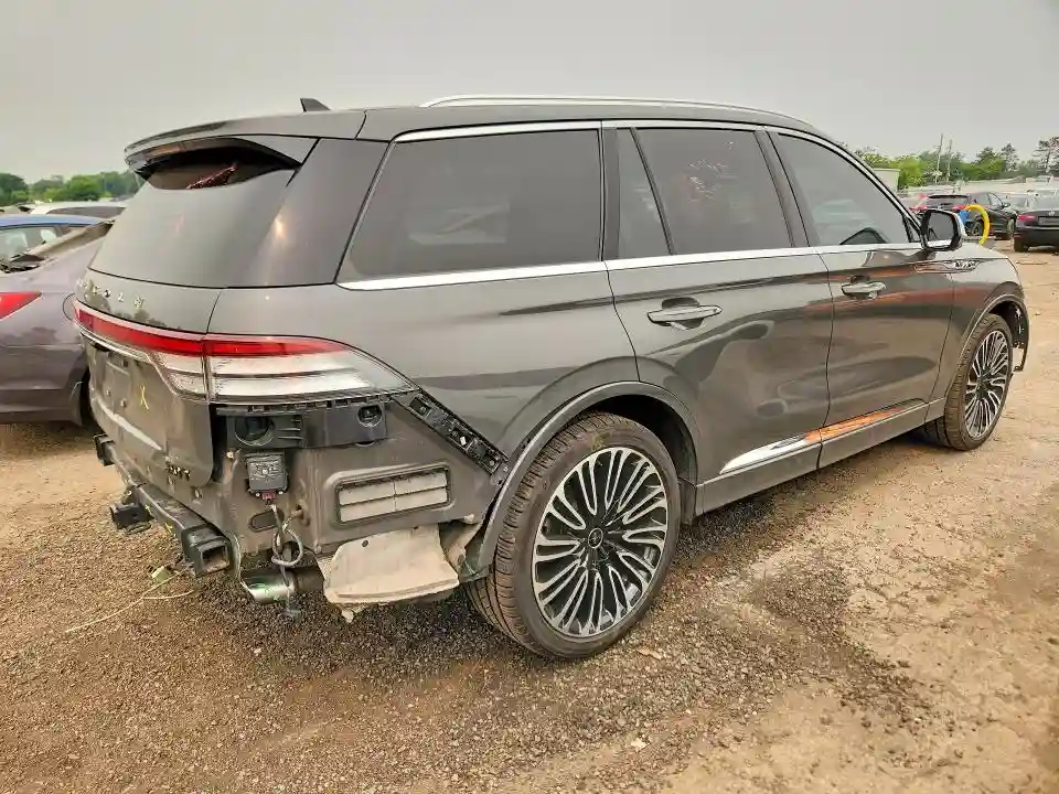 5LM5J9XC4NGL03619 2022 LINCOLN AVIATOR-2
