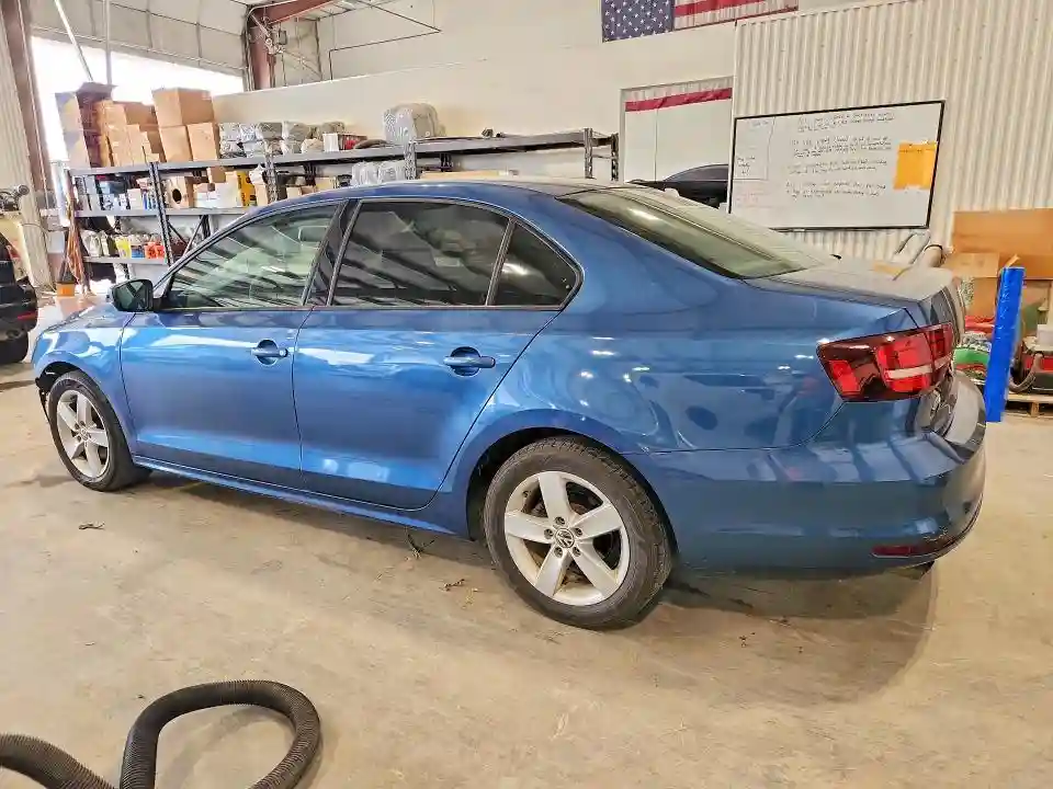 3VW267AJ5GM405296 2016 VOLKSWAGEN JETTA-1