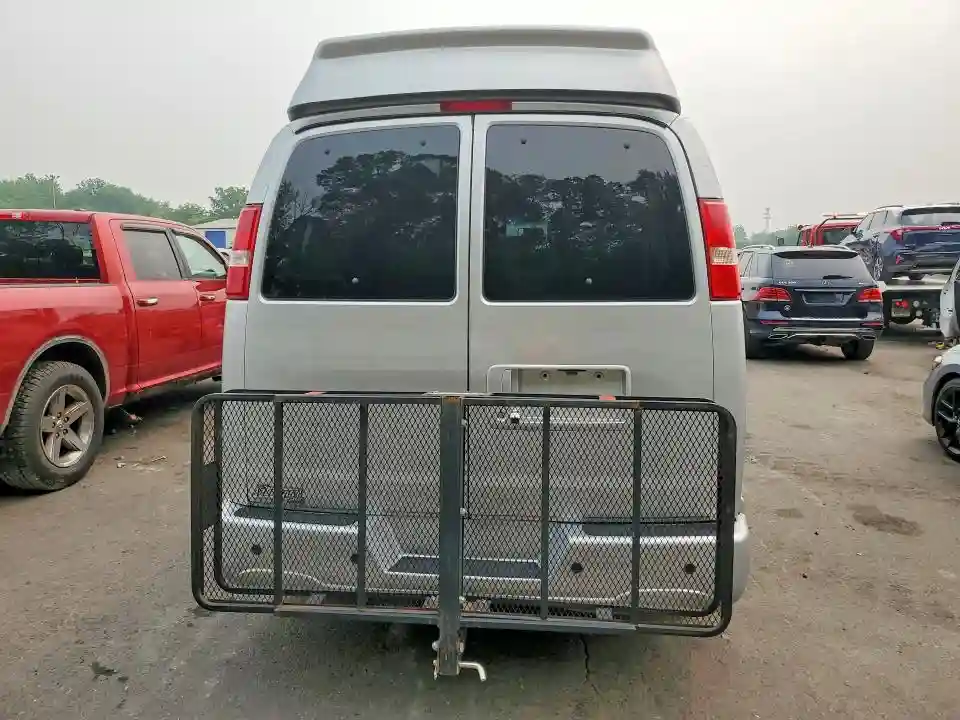 1GCWGBFGXJ1162655 2018 CHEVROLET EXPRESS-5