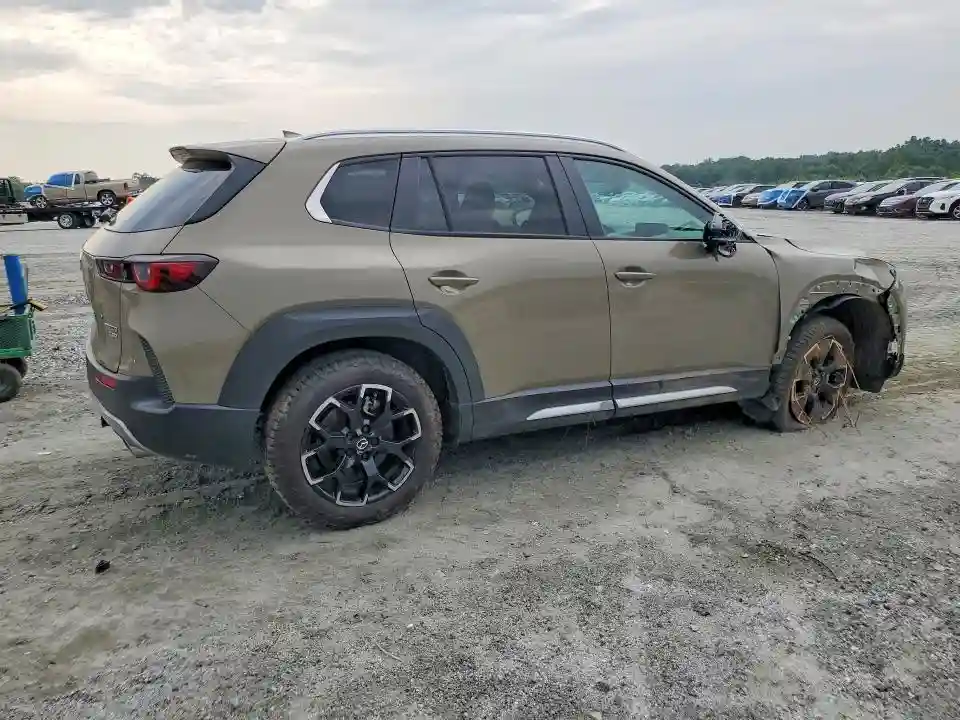 7MMVABXY2SN322607 2025 MAZDA CX-50-2