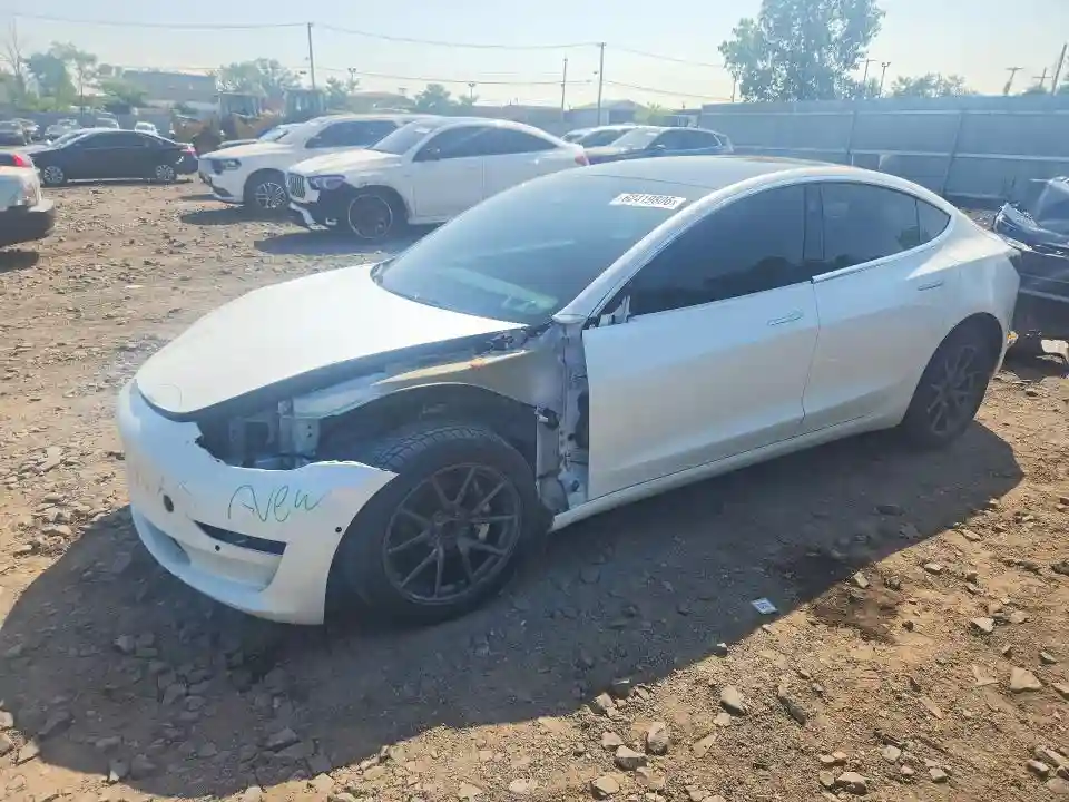 5YJ3E1EB3KF493515 2019 TESLA MODEL 3-0