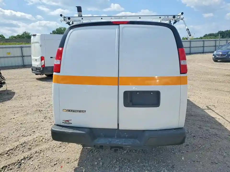 1GCWGAFP9S1273340 2025 CHEVROLET EXPRESS-5