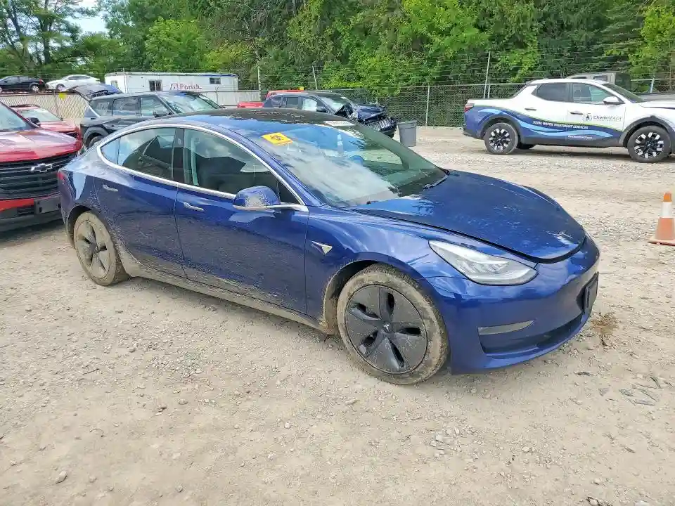 5YJ3E1EA0JF041950 2018 TESLA MODEL 3-3