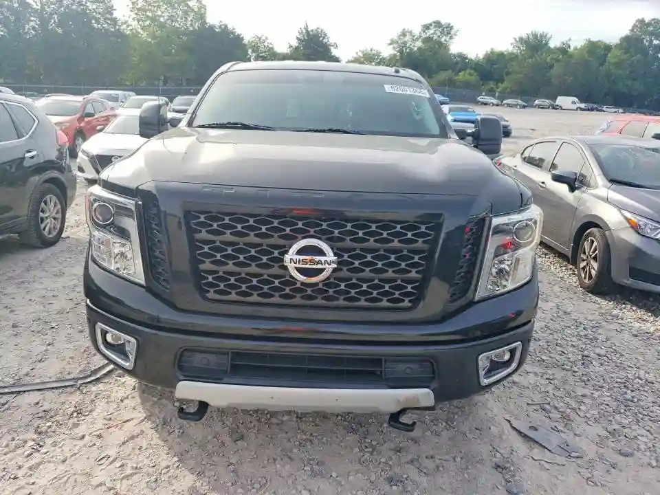 1N6BA1F49JN519085 2018 NISSAN TITAN-4