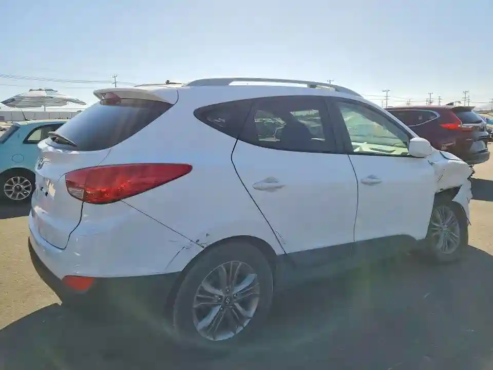 KM8JU3AG7FU092680 2015 HYUNDAI TUCSON-2