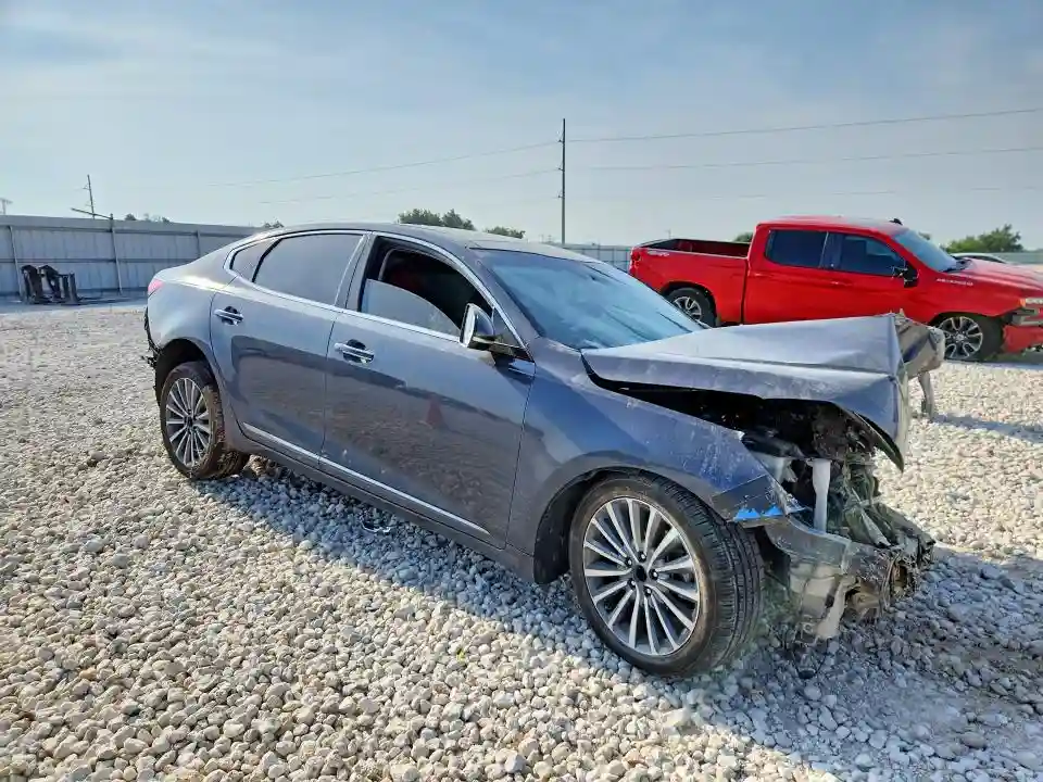 KNALC4J14H5068560 2017 KIA CADENZA-3