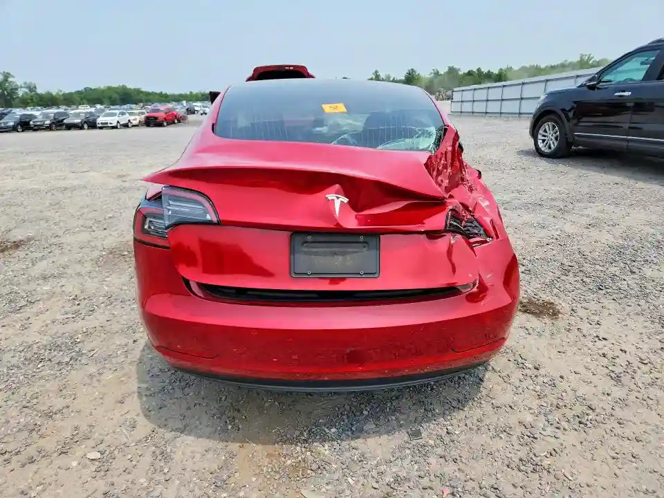 5YJ3E1EA6KF411610 2019 TESLA MODEL 3-5