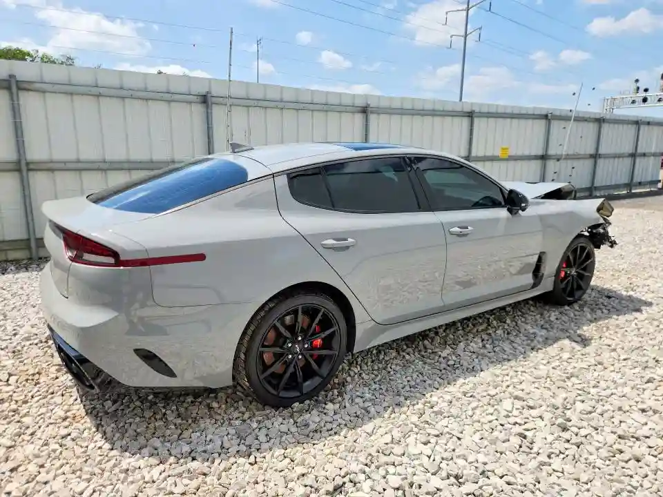 KNAE55LC8P6123270 2023 KIA STINGER-2