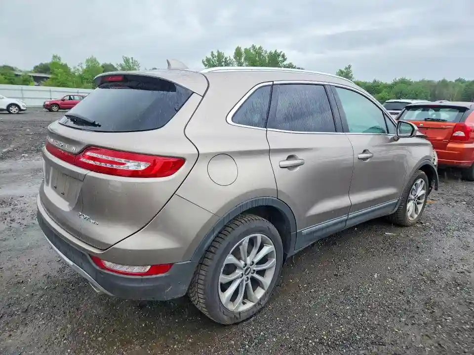 5LMCJ2D90JUL29881 2018 LINCOLN MKC-2
