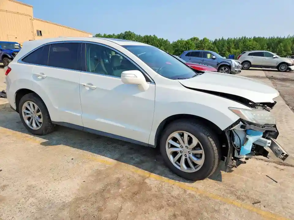 5J8TB3H37JL011974 2018 ACURA RDX-3