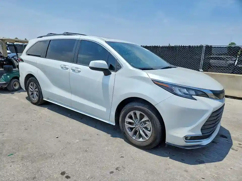 5TDJRKEC5NS091585 2022 TOYOTA SIENNA-3