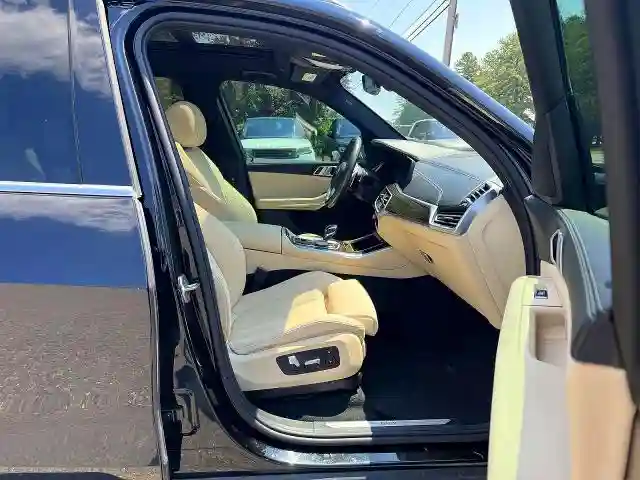 5UXCR4C01M9D94830 2021 BMW X5-4