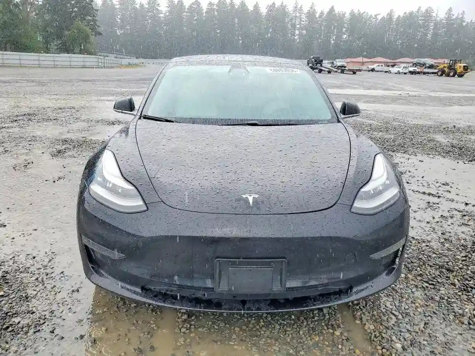 5YJ3E1EA0LF740885 2020 TESLA MODEL 3-4