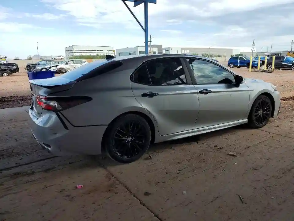 4T1G11AK5MU424768 2021 TOYOTA CAMRY-2