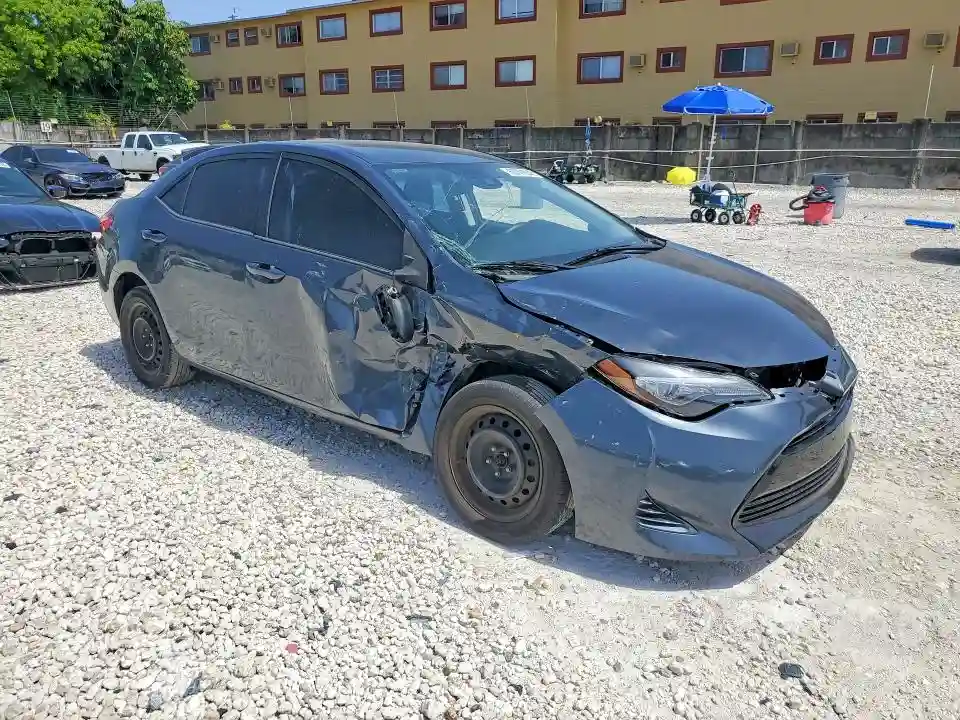 2T1BURHE2KC173545 2019 TOYOTA COROLLA-3