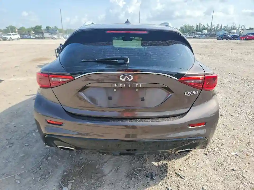 SJKCH5CP8KA009793 2019 INFINITI QX30-5
