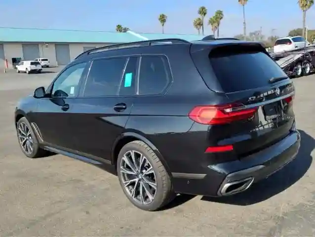 5UXCX6C02N9K13685 2022 BMW X7-2