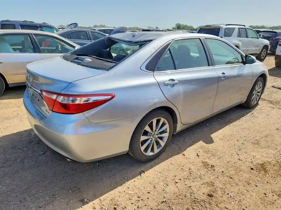 4T1BF1FK7HU639420 2017 TOYOTA CAMRY-2