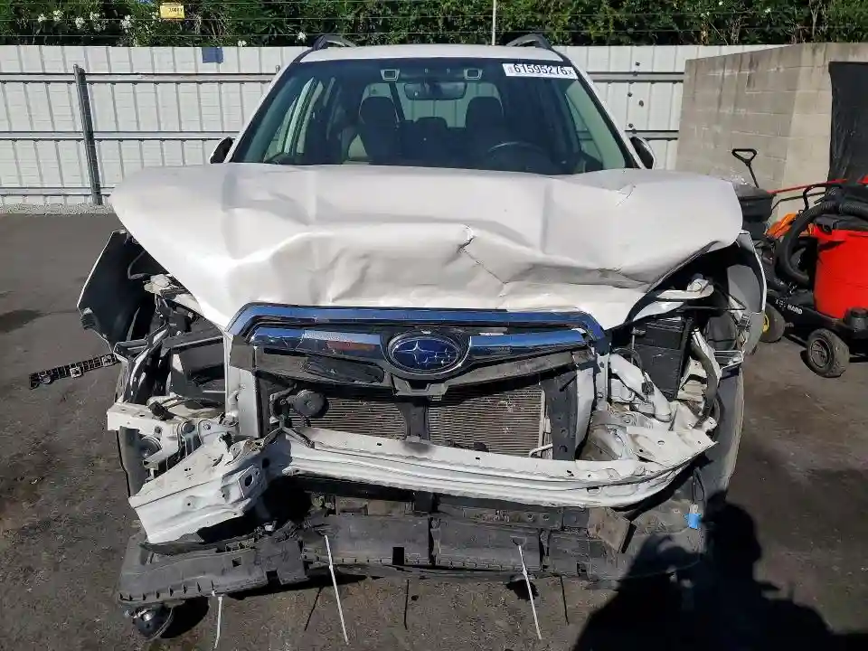 JF2SKAUC4MH450983 2021 SUBARU FORESTER-4