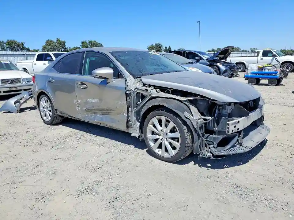 JTHBF1D23F5079568 2015 LEXUS IS-3