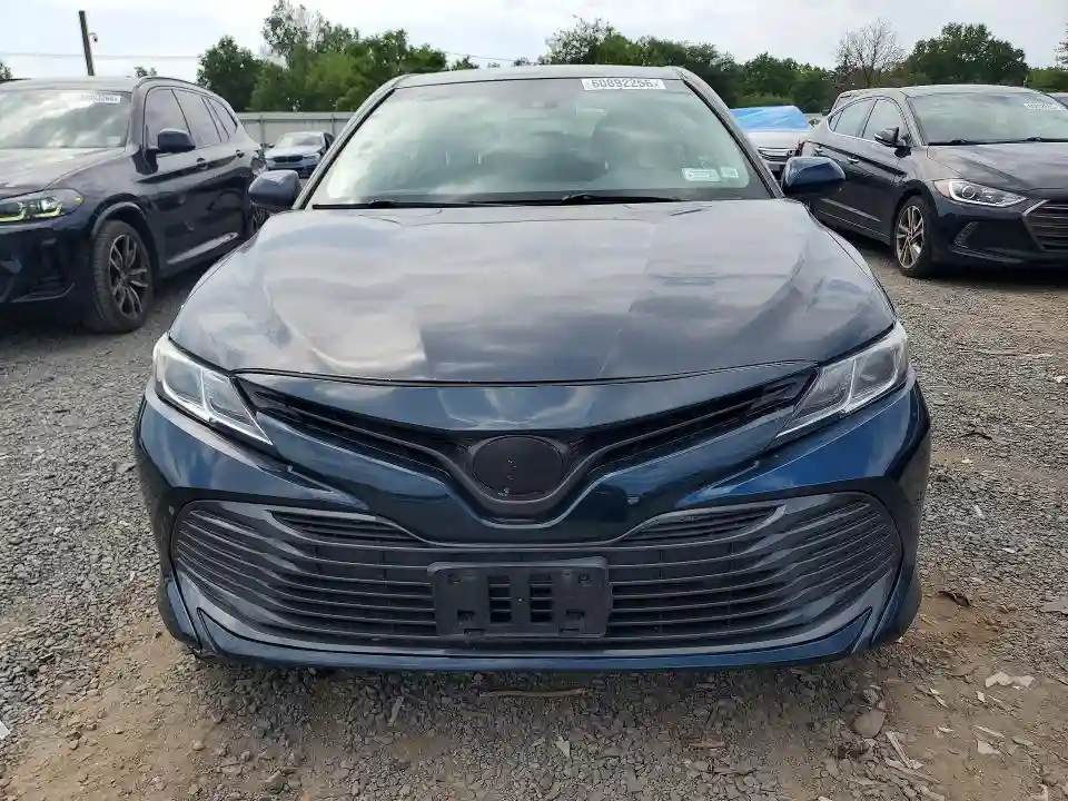 JTNB11HK0J3011660 2018 TOYOTA CAMRY-4