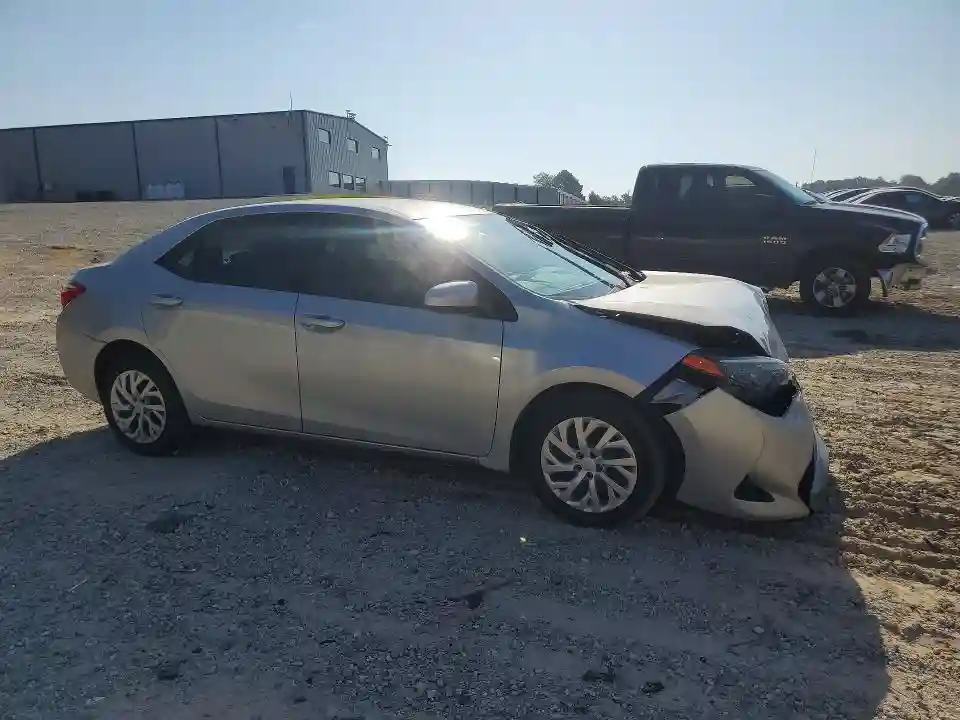 5YFBURHE6KP871303 2019 TOYOTA COROLLA-3